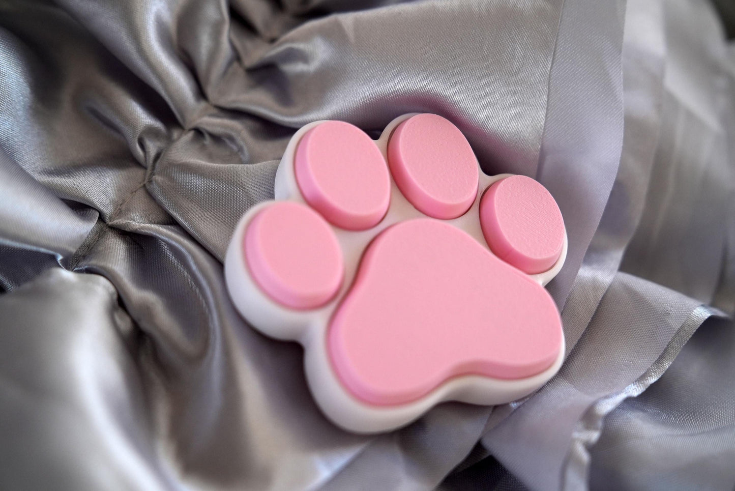 Cat Paw and Toe Beans Desk Fidget | Cat Paw Mechanical Clicker | Keyboard Stim Toy | ADHD, Sensory, ASMR Gift for Vet Tech and Pet Lovers
